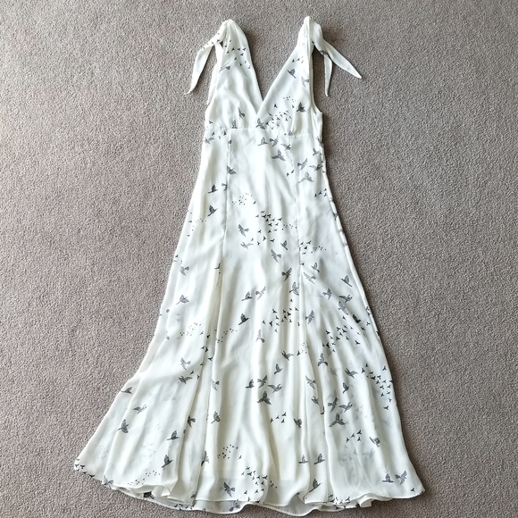 beautiful long flowy dresses